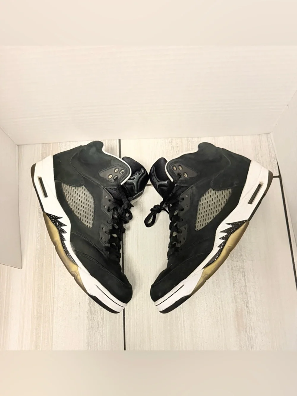Jordan wear collar 10